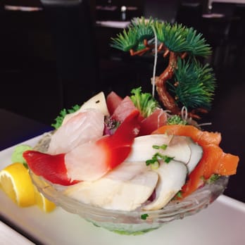 Fancy Sushi Asian Fusion - Sashimi lunch special- underneath the ice was a glowing cube! - Sushi Bars Near Me - Billings, Montana