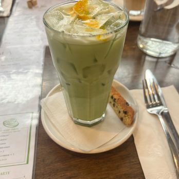 Café Alma - mango matcha latte - Breakfast & Brunch Near Me - Cincinnati, Ohio Café Alma - mango matcha latte - Breakfast & Brunch Near Me - Cincinnati, Ohio