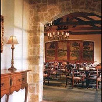 Bridlewood Golf Club - Restaurant entrance - Golf Near Me - Flower Mound, Texas