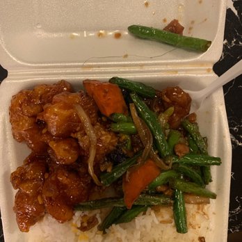 Fresh Wok - Hair in my food pulled it out of green beans - Chinese Near Me - Fontana, California Fresh Wok - Hair in my food pulled it out of green beans - Chinese Near Me - Fontana, California