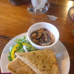 Comfortable Gill Inn - Potted mushroom £4.99