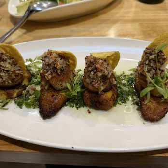 Lomo Libre Cantina - Clap clap clap clap clap - CONCHITAS! Scallops get a standing ovation! - Peruvian Near Me - San Francisco, California Lomo Libre Cantina - Clap clap clap clap clap - CONCHITAS! Scallops get a standing ovation! - Peruvian Near Me - San Francisco, California