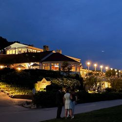 Mission Point Resort - The lodge at night