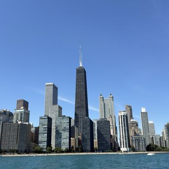 1st Class Charters Chicago - Boat Tours Near Me - Chicago, Illinois
