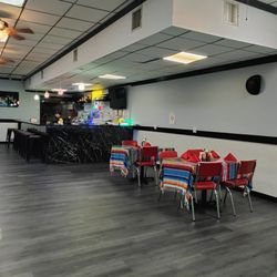 El Rodeo Taco - View of the seating area and bar