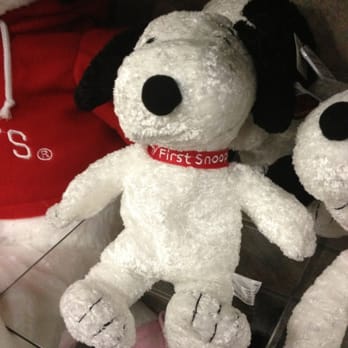 Snoopy Headquarters - Sky's First Snoopy! - Toy Stores Near Me - Buena Park, California