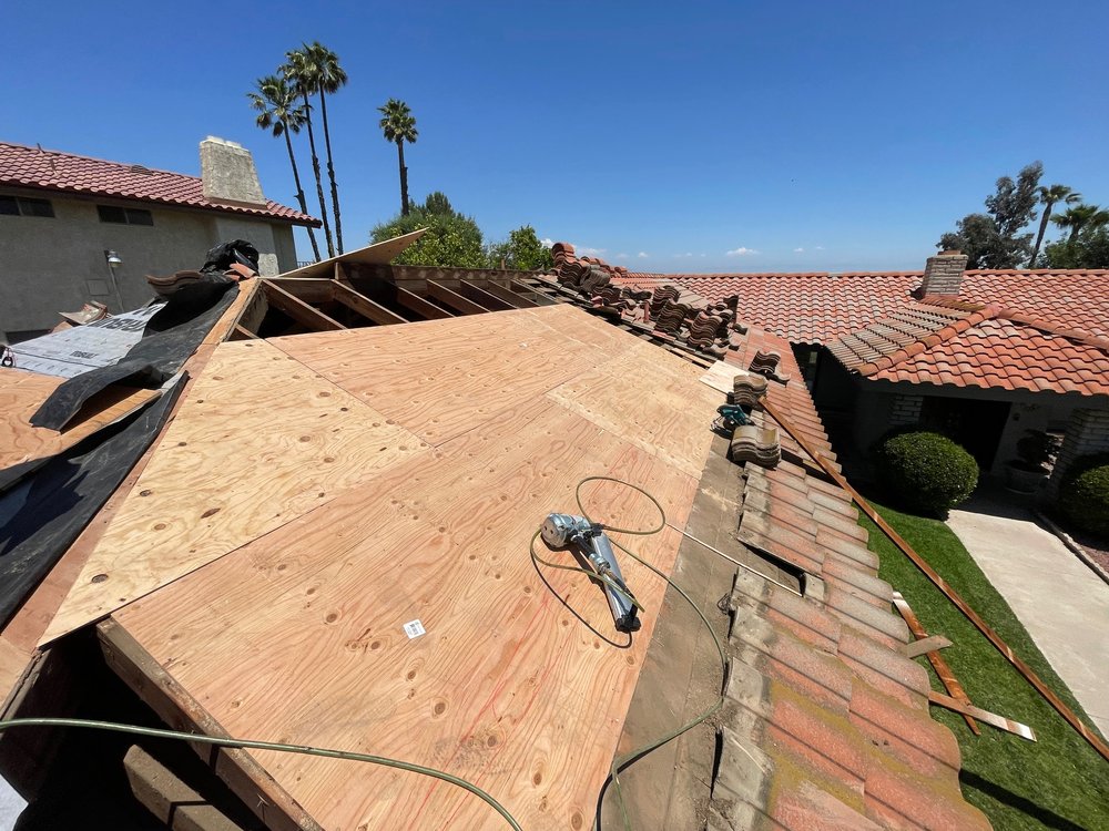 Slide of JPR Roofing