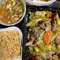 Paradise Cafe - D6. Hunan Beef Platter and Hot & Sour Soup