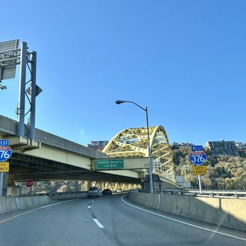 Fort Pitt Bridge - Landmarks & Historical Buildings Near Me - Pittsburgh, Pennsylvania