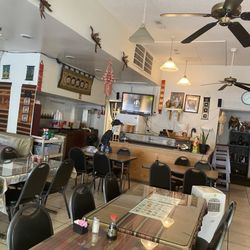 Thai House & Sushi Bar - Inside