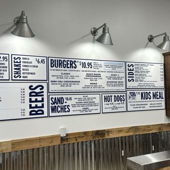 Al's Burger Shack - Burgers Near Me - Apex, North Carolina Al's Burger Shack - Burgers Near Me - Apex, North Carolina