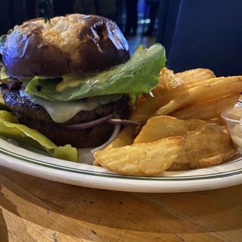 Jack's American Pub - Bacon Cheeseburger - New American Near Me - Milwaukee, Wisconsin