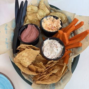 The Landing Restaurant - The dip appetizer - Sandwiches Near Me - Charlevoix, Michigan