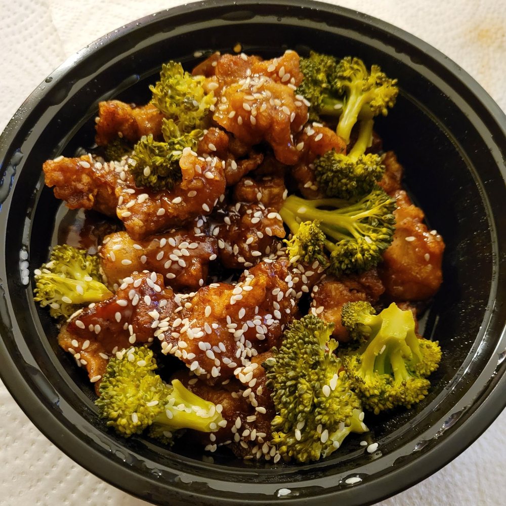 Lazy Susan - General Tso's Chicken - Chinese Near Me - Palo Alto, California Lazy Susan - General Tso's Chicken - Chinese Near Me - Palo Alto, California