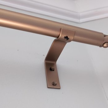 A Custom Shade Company - Here you can see how the paint on the bracket is flaking where the screw was used - Interior Design Near Me - Lynnwood, Washington A Custom Shade Company - Here you can see how the paint on the bracket is flaking where the screw was used - Interior Design Near Me - Lynnwood, Washington