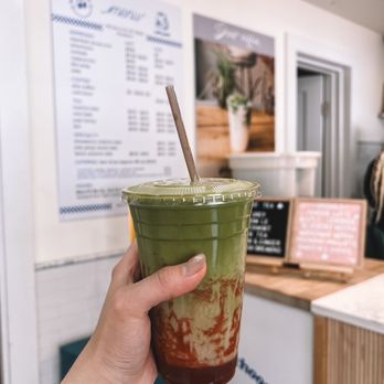 Cafe Joah - strawberry matcha - Coffee & Tea Near Me - New York, New York