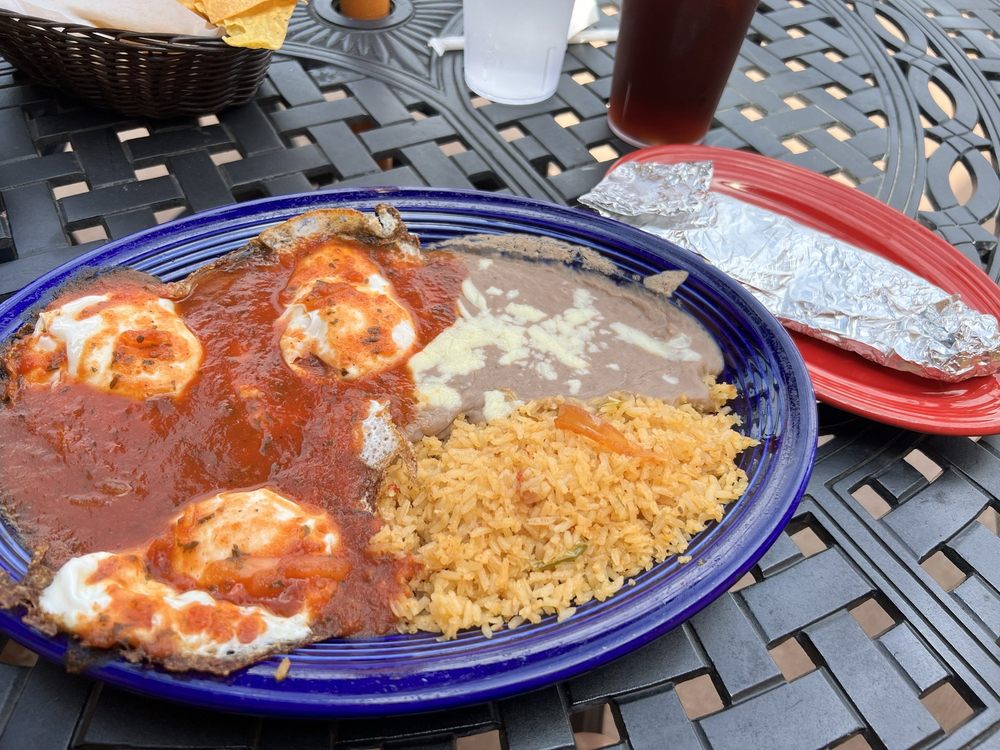 Mayas — Mexican restaurant in Bismarck