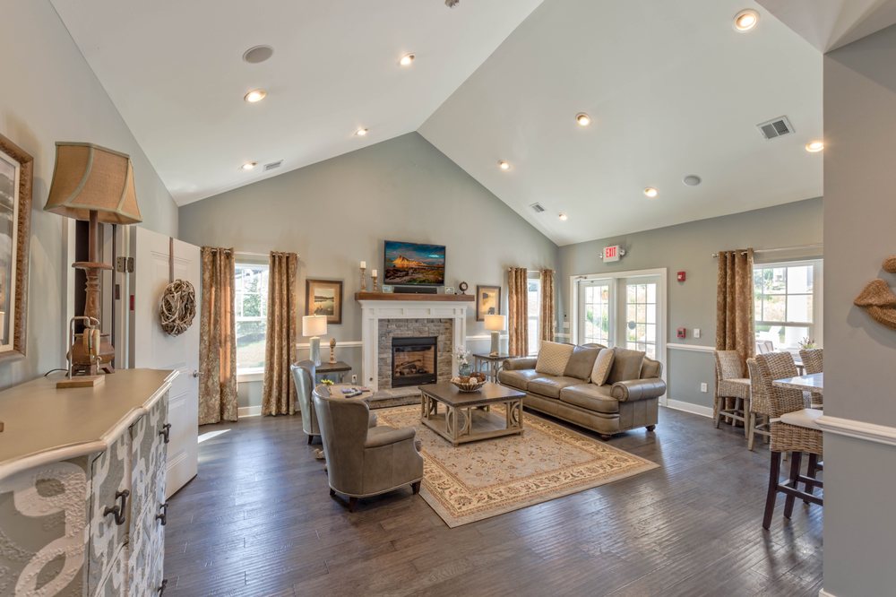 THE HAMMOCKS AT CANANDAIQUA Updated September 2024 Request