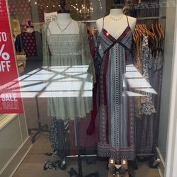 Francesca's Collections