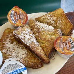 Bear E Patch Cafe - Amazing a French Toast!
