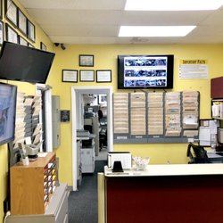 Han's Auto Center - Clean, organized, inside office, with friendly staff.