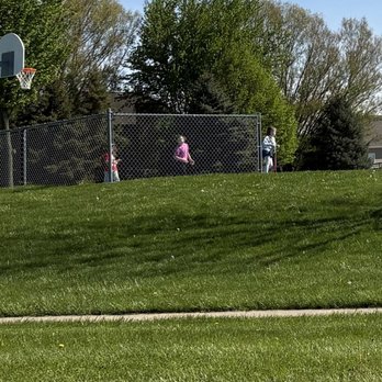 Kiwanis Park - Basketball - Parks Near Me - Yorkville, Illinois Kiwanis Park - Basketball - Parks Near Me - Yorkville, Illinois