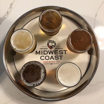 Midwest Coast Brewing - Delicious beer flight - Breweries Near Me - Chicago, Illinois