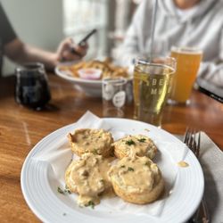Guz-Bros - Biscuits and gravy