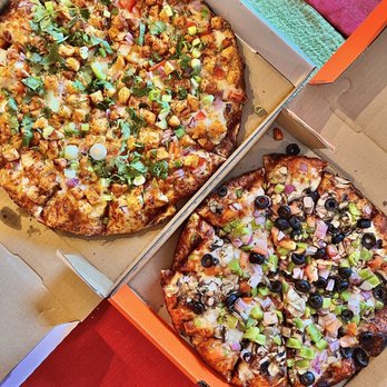 Tandoori Pizza - Chicken Tikka Medium Pizza & Small Spicy Garden Delight - Pizza Near Me - Fremont, California