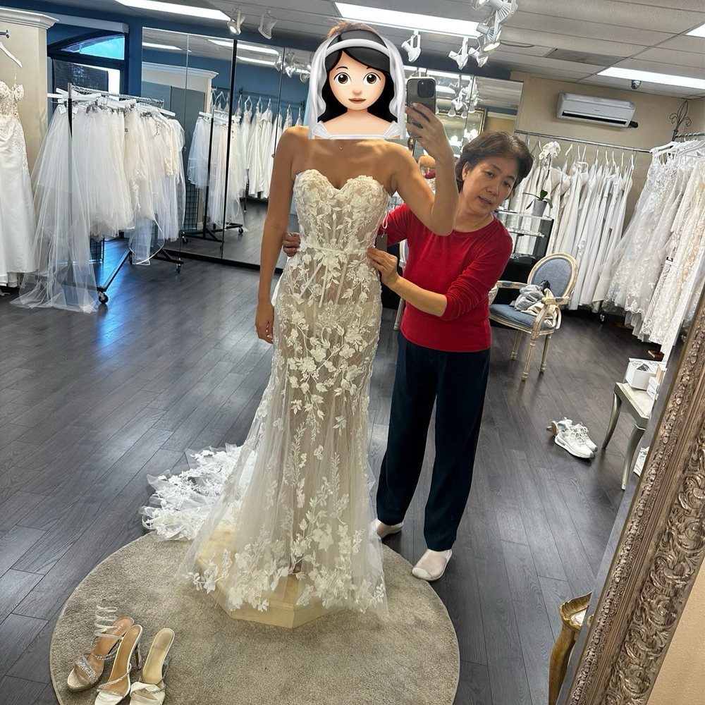 Tomato Wedding - Alterations on dress features - Bridal Near Me - Buena Park, California Tomato Wedding - Alterations on dress features - Bridal Near Me - Buena Park, California