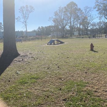 Bark Park - Large dog area - Dog Parks Near Me - Gulfport, Mississippi