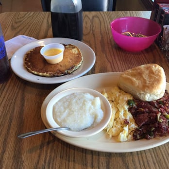 Skyline Cafe - Blueberry pancake, grits, corned beef hash, scrambled eggs and a biscuit - Cafes Near Me - Mena, Arkansas Skyline Cafe - Blueberry pancake, grits, corned beef hash, scrambled eggs and a biscuit - Cafes Near Me - Mena, Arkansas
