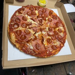 Joe's Pizza King - Pepperoni and ham slam zaaaaaa