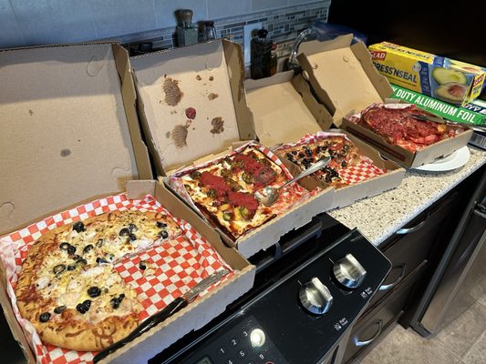 Hot Rod Willy’s Pizza by null