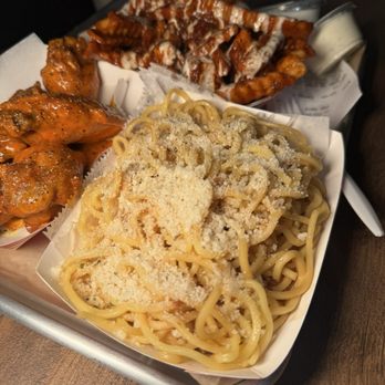 Lit Wings - Garlic noodles - Chicken Wings Near Me - North Las Vegas, Nevada Lit Wings - Garlic noodles - Chicken Wings Near Me - North Las Vegas, Nevada