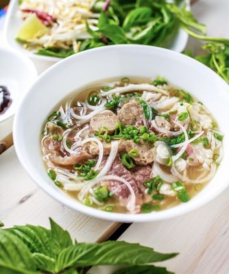 Wok N Pho Chinese and Vietnamese Cusine by null