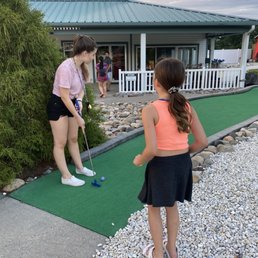 Last hole! Last hole!