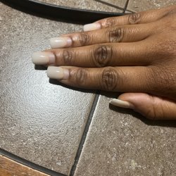 Lee Nails - Needing a fill AFTER having them on since Jan.