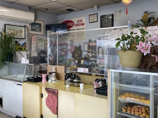 Big Jim's Donuts by null