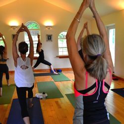 Madrona Yoga - Small classes personal attention