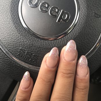 Divas Nails Spa - Nail Salons Near Me - Highland, California