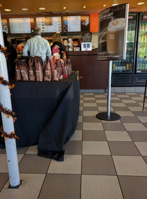 Dunkin' by null