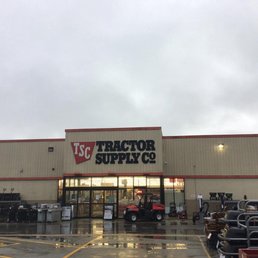 Exterior photo of Tractor Supply - McMinnville, Tennessee Exterior photo of Tractor Supply - McMinnville, Tennessee