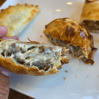 El Sur - Champiñones - Mushroom (Veg) - Argentine Near Me - Redwood City, California El Sur - Champiñones - Mushroom (Veg) - Argentine Near Me - Redwood City, California