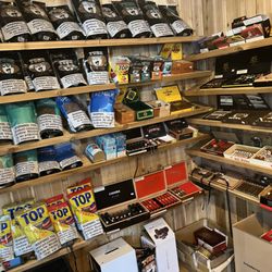 Thomaston Smoke & Vape - Cigars