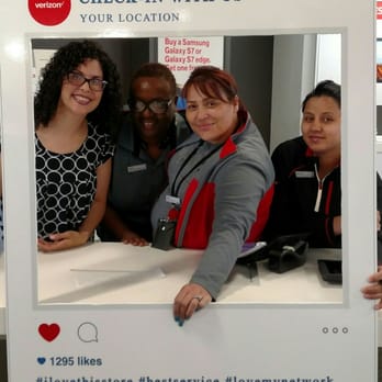 Verizon - At my local Verizon store... these gals share my birth month. Yay for May! No wonder they're so cool - Mobile Phones Near Me - Brentwood, California Verizon - At my local Verizon store... these gals share my birth month. Yay for May! No wonder they're so cool - Mobile Phones Near Me - Brentwood, California