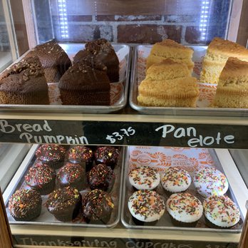 La Monarca Bakery & Cafe - Bakery items - Bakeries Near Me - Whittier, California La Monarca Bakery & Cafe - Bakery items - Bakeries Near Me - Whittier, California