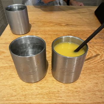 Liliha Bakery - Ala Moana - Water & Orange Juice - Breakfast & Brunch Near Me - Honolulu, Hawaii Liliha Bakery - Ala Moana - Water & Orange Juice - Breakfast & Brunch Near Me - Honolulu, Hawaii