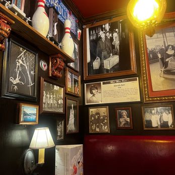 Buca di Beppo Italian Restaurant - Just a booth - Italian Near Me - Universal City, California Buca di Beppo Italian Restaurant - Just a booth - Italian Near Me - Universal City, California