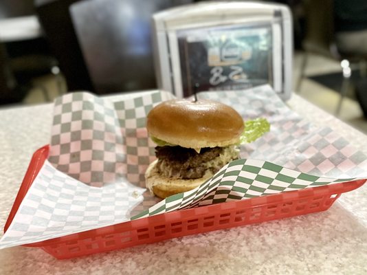 BOZ'S Burger Bistro by null